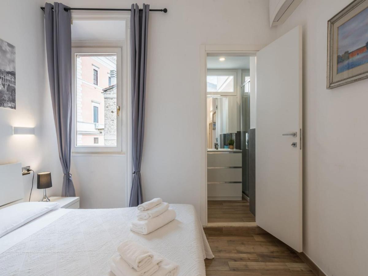 The Best Rent - Elegant Three-Bedroom Apartment A Few Steps From Fontana Di Trevi Roma Exterior foto