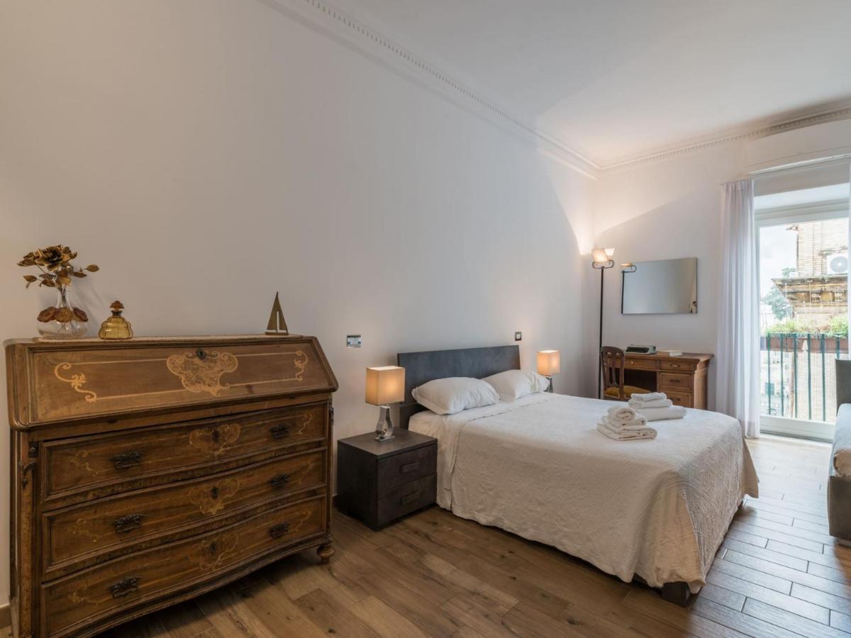 The Best Rent - Elegant Three-Bedroom Apartment A Few Steps From Fontana Di Trevi Roma Exterior foto