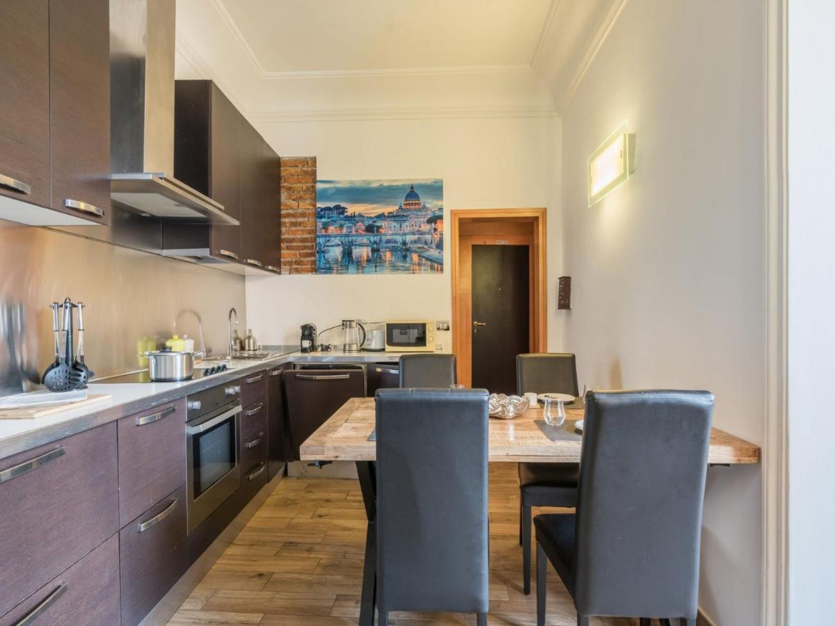 The Best Rent - Elegant Three-Bedroom Apartment A Few Steps From Fontana Di Trevi Roma Exterior foto