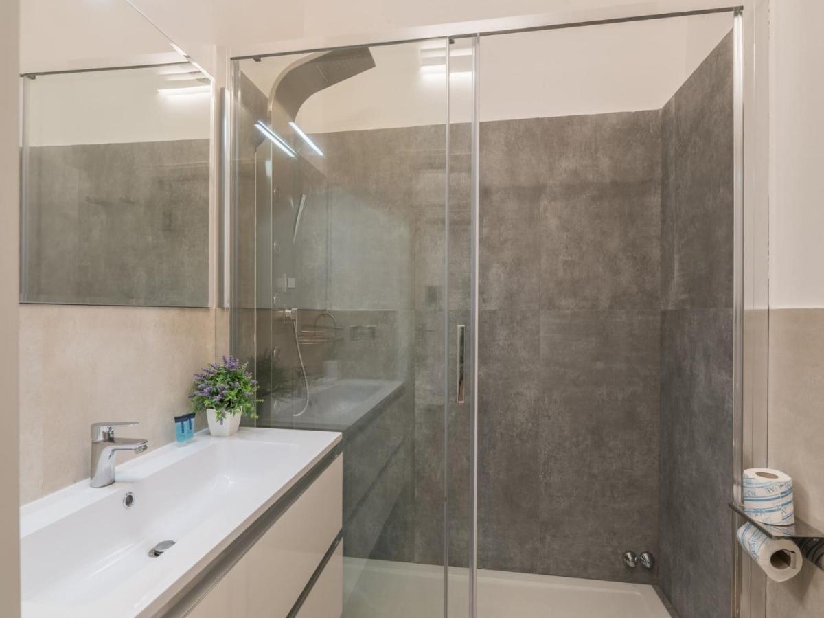The Best Rent - Elegant Three-Bedroom Apartment A Few Steps From Fontana Di Trevi Roma Exterior foto