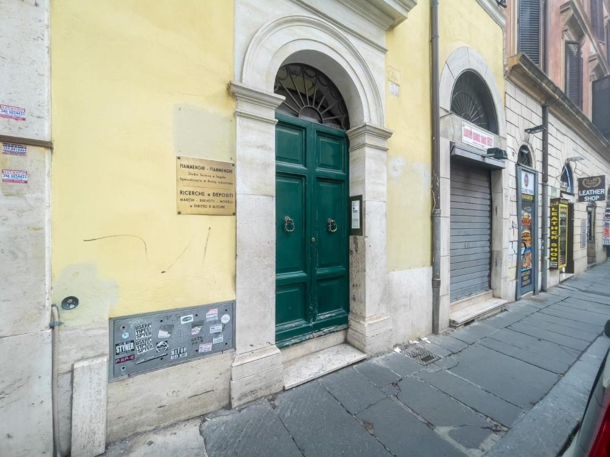 The Best Rent - Elegant Three-Bedroom Apartment A Few Steps From Fontana Di Trevi Roma Exterior foto