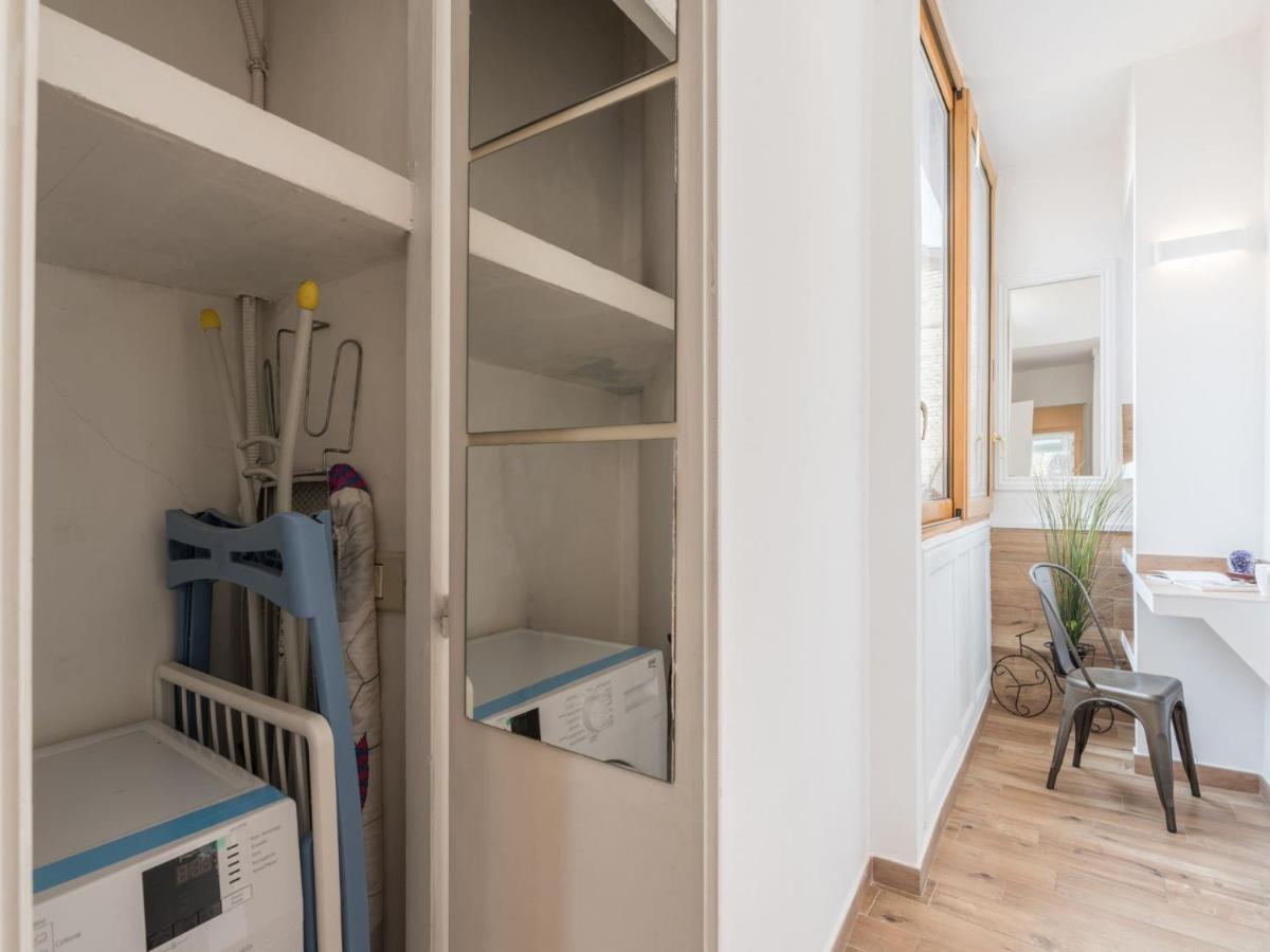 The Best Rent - Elegant Three-Bedroom Apartment A Few Steps From Fontana Di Trevi Roma Exterior foto