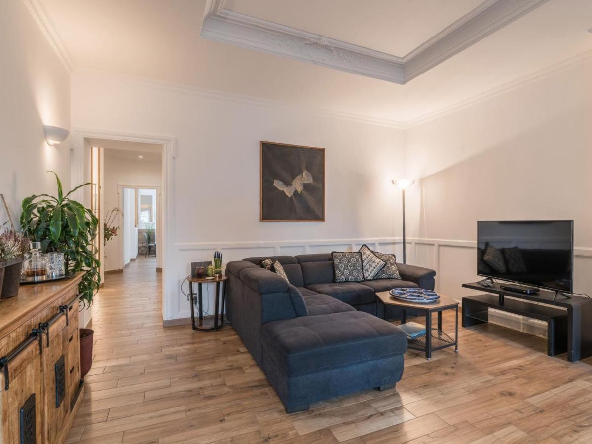 The Best Rent - Elegant Three-Bedroom Apartment A Few Steps From Fontana Di Trevi Roma Exterior foto